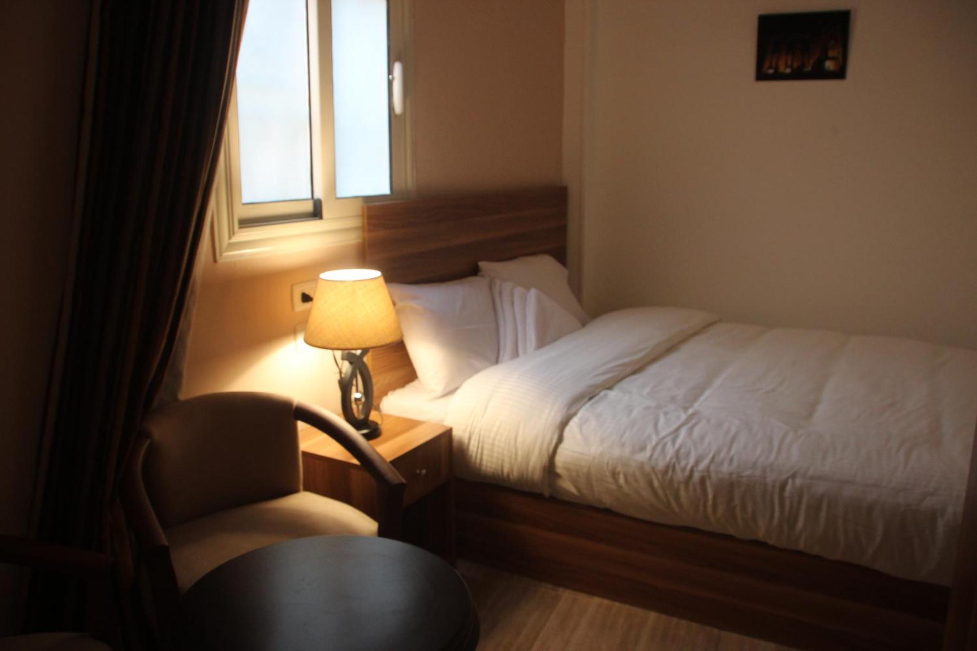 Farida Pyramids Boutique Hotel Kafret el-Gabal Екстериор снимка