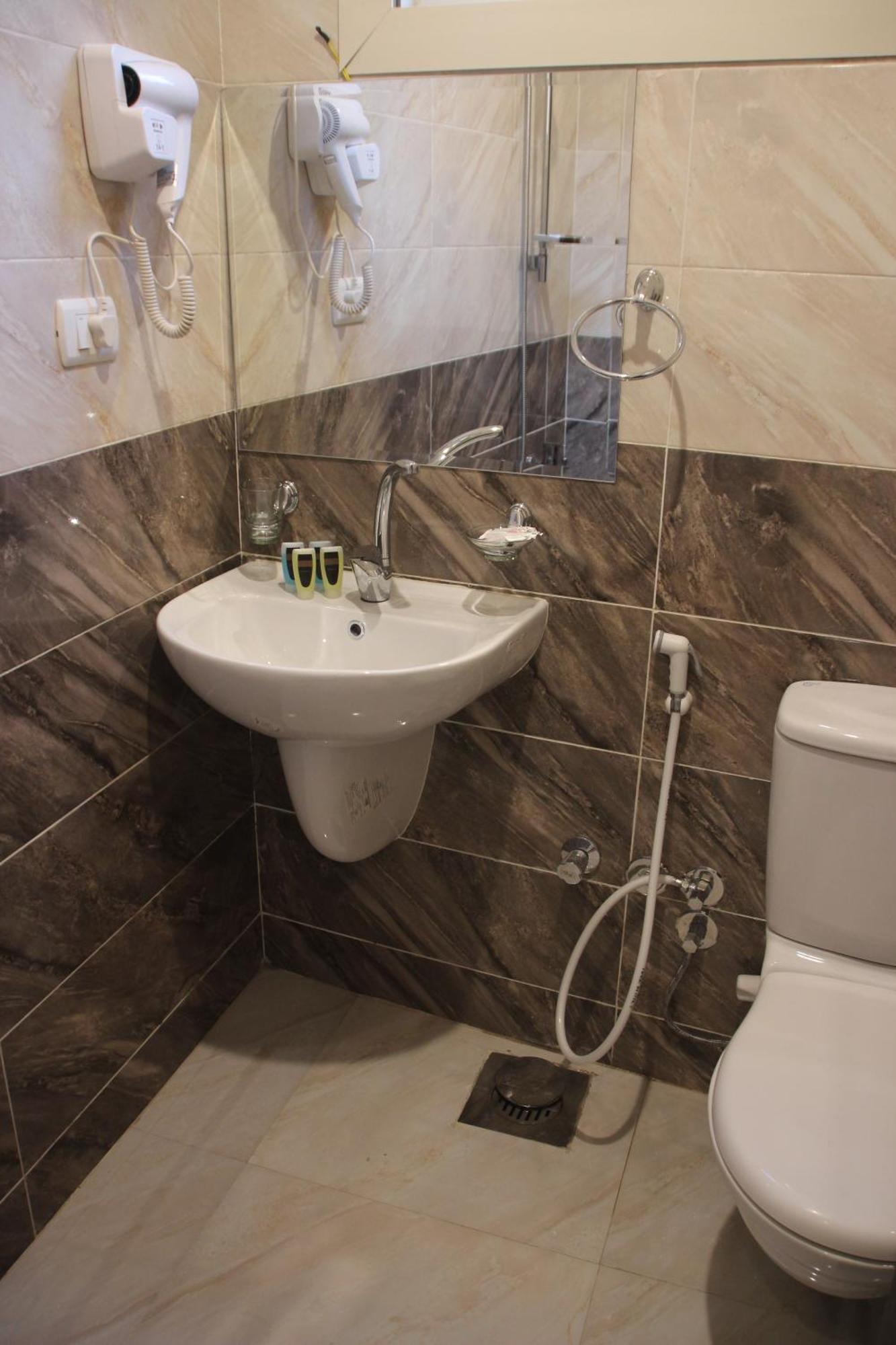 Farida Pyramids Boutique Hotel Kafret el-Gabal Екстериор снимка